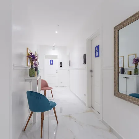 Leia Hospitality בית הארחה 3*