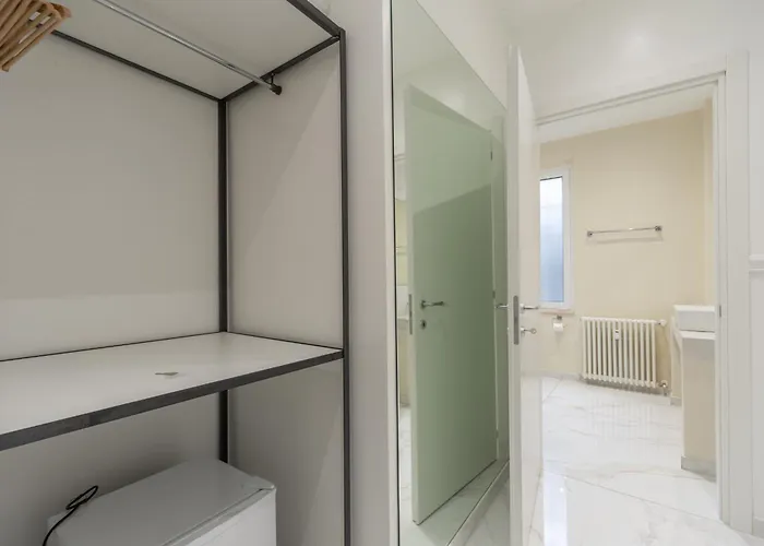 Leia Hospitality 3* Милан